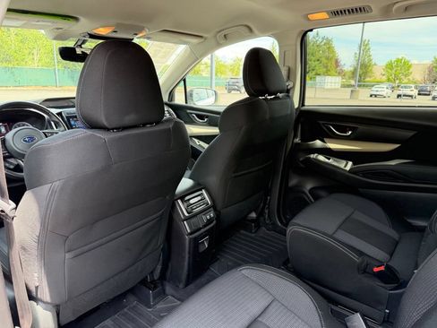 Used 2022 Subaru Ascent Premium w/ Convenience Package AWD/4WD image 31