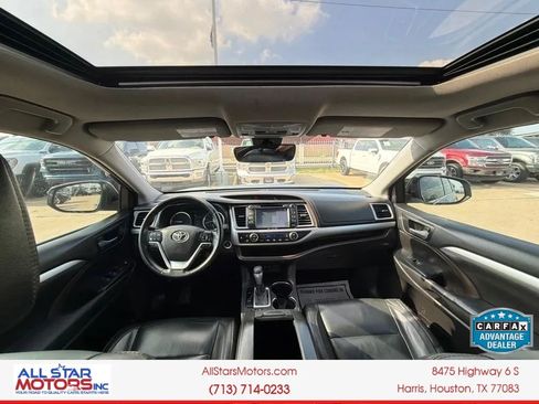 Used 2018 Toyota Highlander XLE FWD image 21