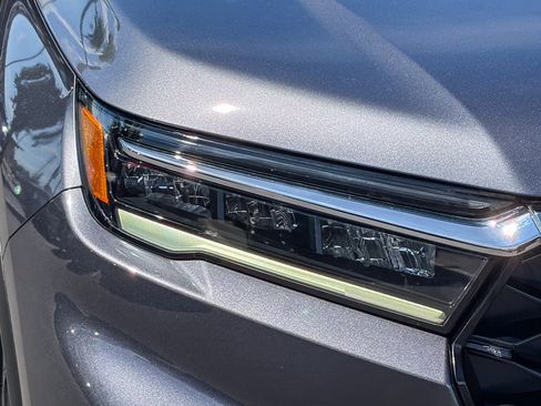 Used 2024 Honda Pilot Touring image 7