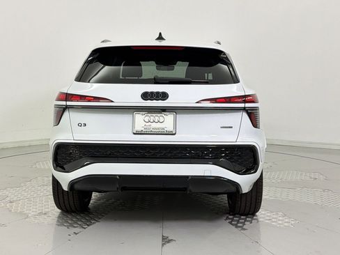 New 2026 Audi Q3 quattro 2.0T AWD/4WD image 10