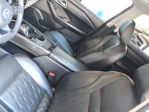 Used 2021 Nissan Rogue Platinum FWD image 15