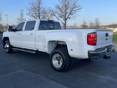 Used 2016 Chevrolet Silverado 3500 LTZ RWD image 7