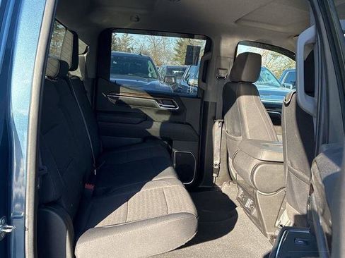 Used 2024 Chevrolet Silverado 1500 LT image 10