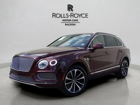 Used 2017 Bentley Bentayga image 1