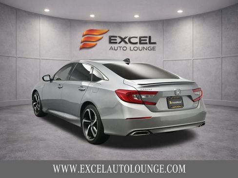 Used 2022 Honda Accord Sport image 4