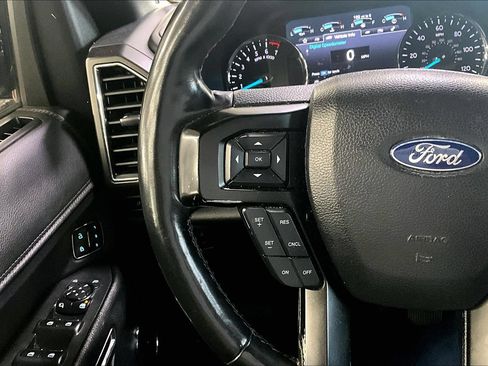 Used 2019 Ford Expedition Limited AWD/4WD image 16
