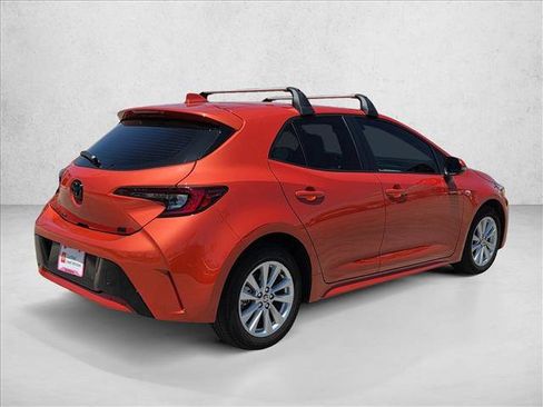 Certified 2025 Toyota Corolla SE FWD image 5
