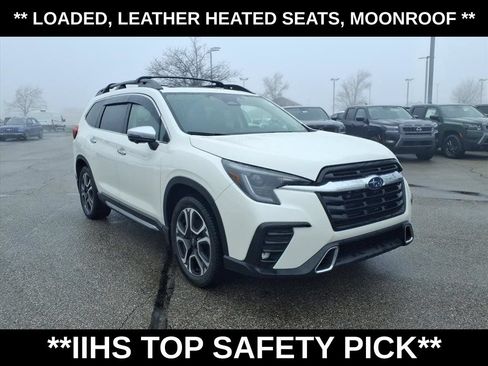 Used 2023 Subaru Ascent Touring AWD/4WD image 2