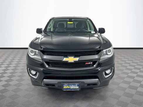 Used 2018 Chevrolet Colorado Z71 AWD/4WD image 2