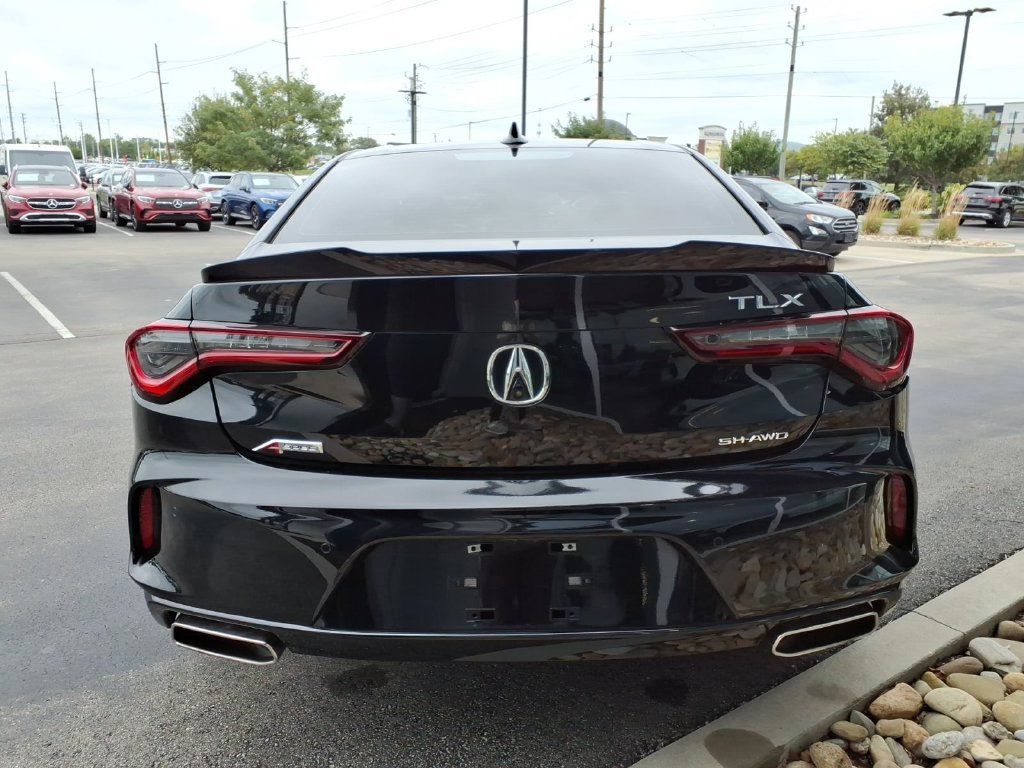 Used 2022 Acura TLX w/ A-SPEC Package AWD/4WD image 5