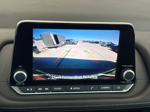Used 2025 Nissan Rogue SV AWD/4WD image 20