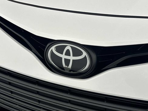 Used 2024 Toyota Camry LE w/ Convenience Package FWD image 18