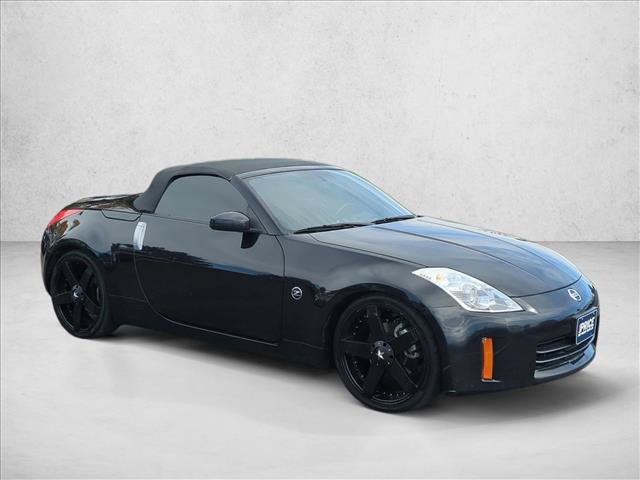 Used 2006 Nissan 350Z Touring RWD image 3