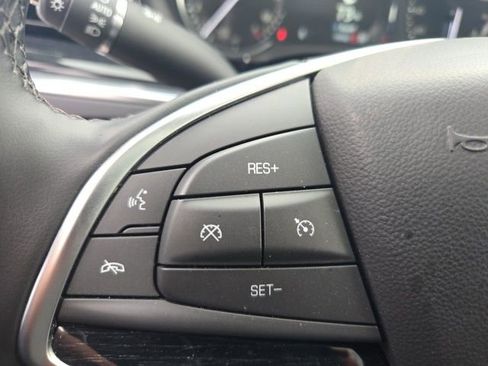 Used 2025 Cadillac XT5 Premium Luxury image 22