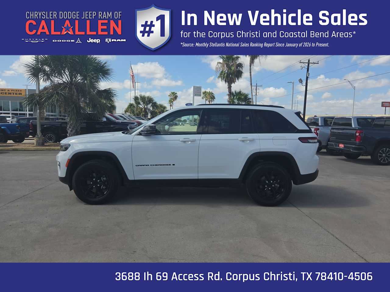 Used 2024 Jeep Grand Cherokee Laredo RWD image 11