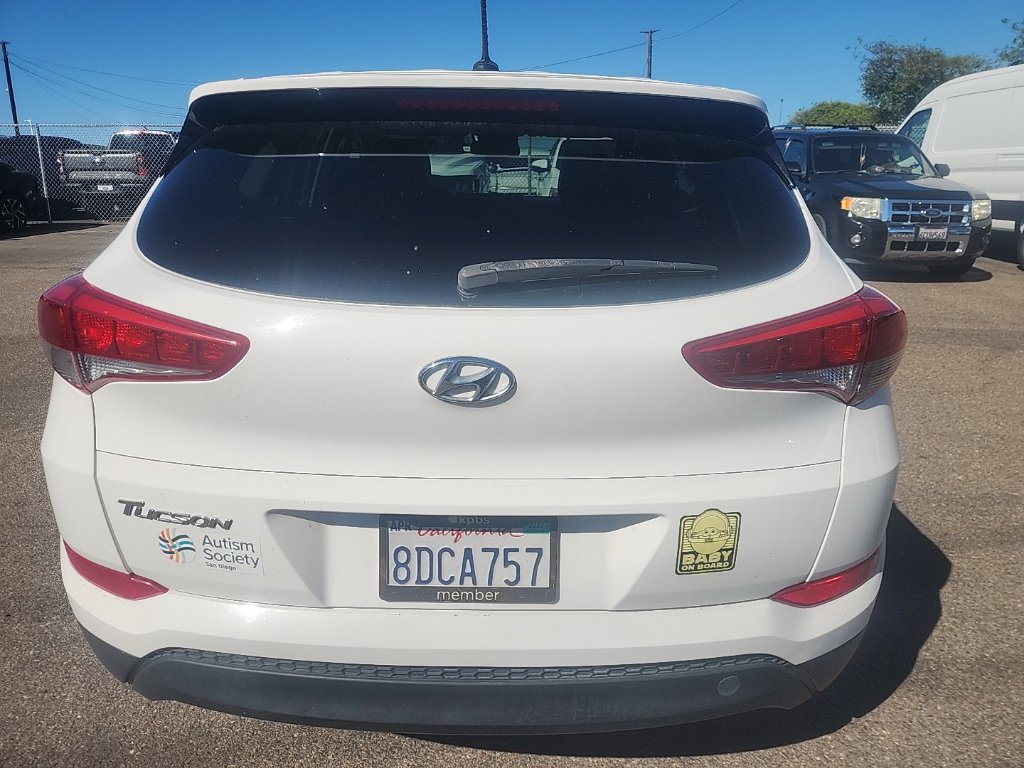 Used 2017 Hyundai Tucson SE w/ Cargo Package FWD image 11