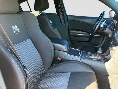 Used 2020 Dodge Charger Scat Pack image 27