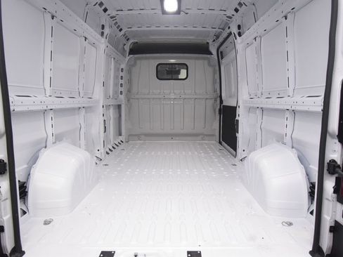 New 2026 RAM ProMaster 2500 w/ Convenience Group FWD image 35
