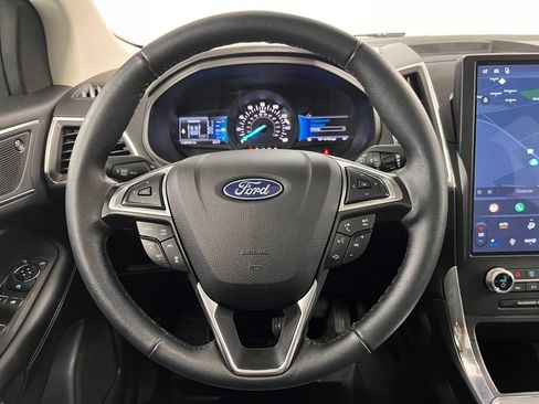 Used 2024 Ford Edge Titanium w/ Equipment Group 301A AWD/4WD image 21