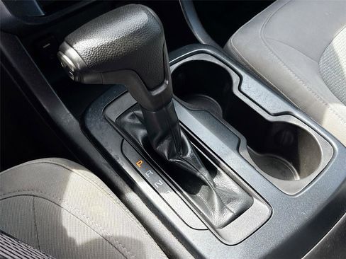 Used 2016 Chevrolet Colorado W/T w/ WT Convenience Package RWD image 16