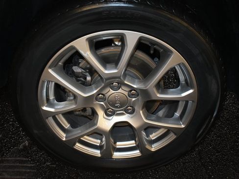 Used 2022 Jeep Compass Latitude w/ Sun and Sound Group image 49