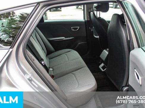 Used 2025 Kia K4 FWD image 19