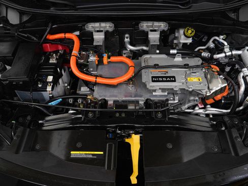 Used 2024 Nissan Ariya AWD image 34