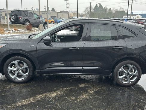 Used 2023 Ford Escape ST-Line w/ Tech Pack #1 image 6