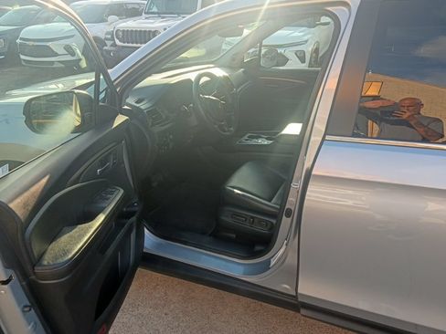 Used 2025 Honda Ridgeline RTL image 4