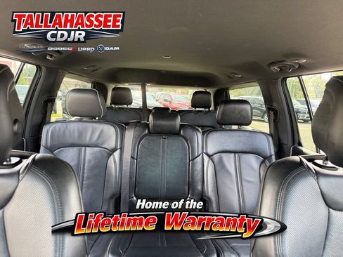 Used 2024 Jeep Wagoneer Series II w/ Flexible Seating Group RWD image 32
