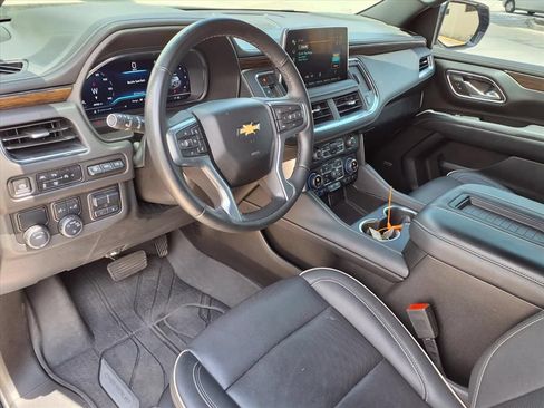 Used 2024 Chevrolet Tahoe Premier RWD image 13