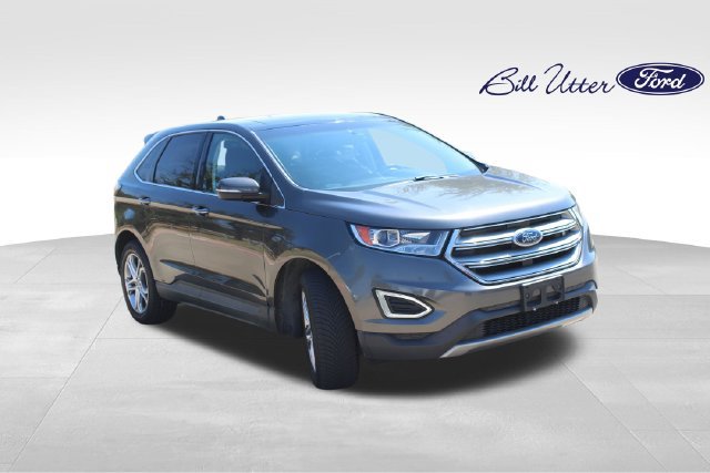 Used 2016 Ford Edge Titanium w/ Equipment Group 301A AWD/4WD image 3