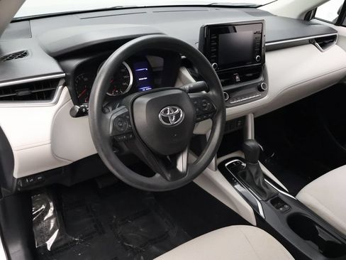 Certified 2022 Toyota Corolla Cross L FWD image 15