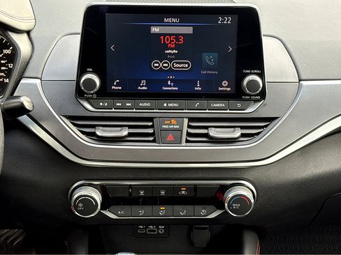 Certified 2024 Nissan Altima 2.5 SR image 5