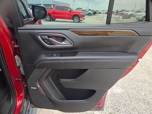 Used 2021 Chevrolet Tahoe Premier RWD image 24