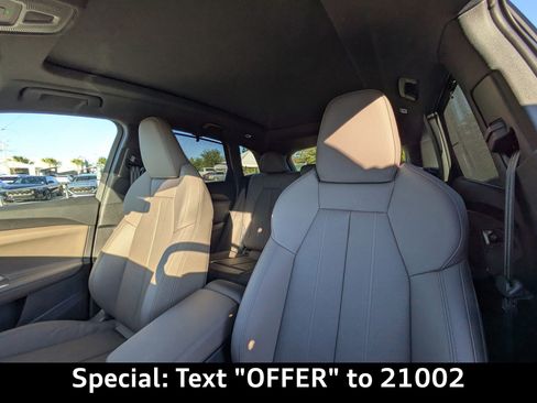 Certified 2025 Audi Q5 Premium Plus w/ Premium Plus image 24