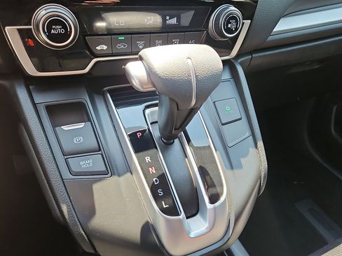 Used 2018 Honda CR-V LX image 16