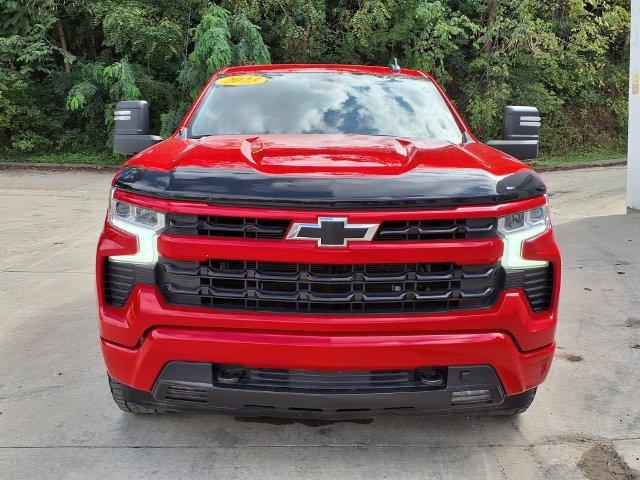 Used 2023 Chevrolet Silverado 1500 RST AWD/4WD image 3
