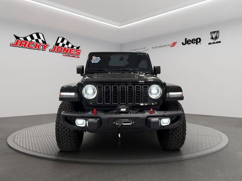 Used 2025 Jeep Wrangler Unlimited Rubicon image 14