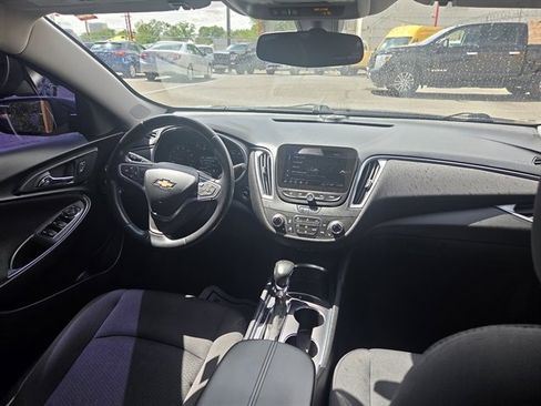 Used 2022 Chevrolet Malibu LT w/ Sport Edition FWD image 5