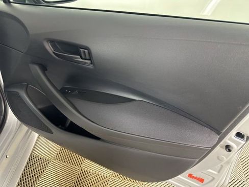 Used 2023 Toyota Corolla LE image 17