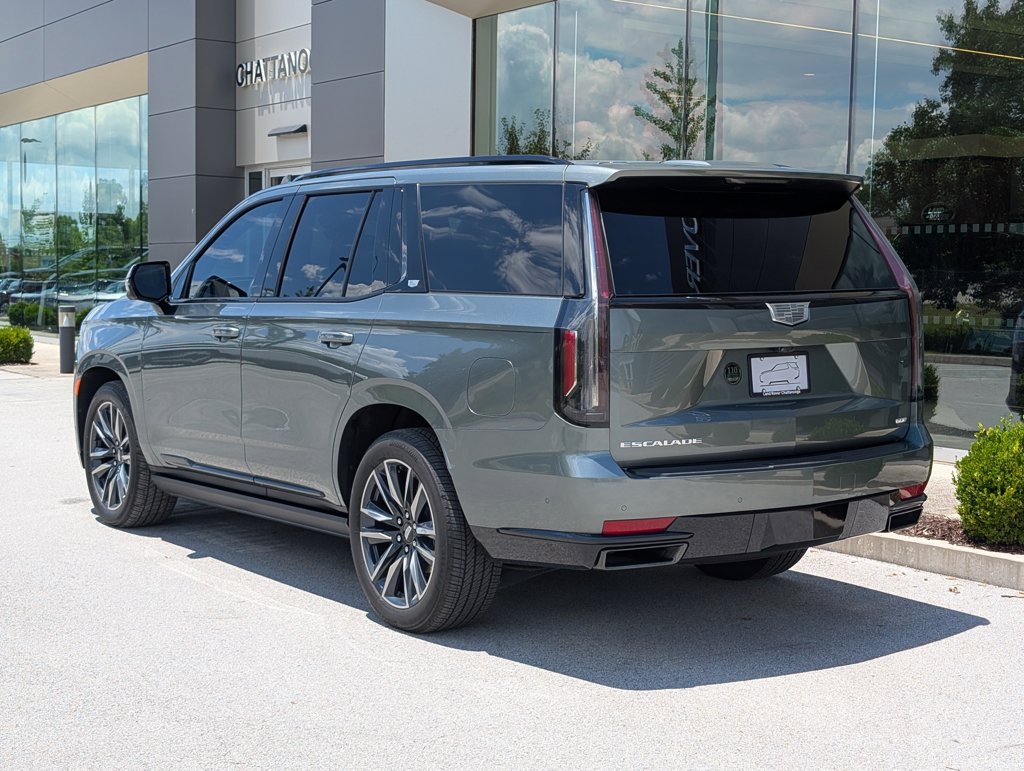 Used 2024 Cadillac Escalade Sport Platinum w/ LPO, Floor Liner Package AWD/4WD image 3