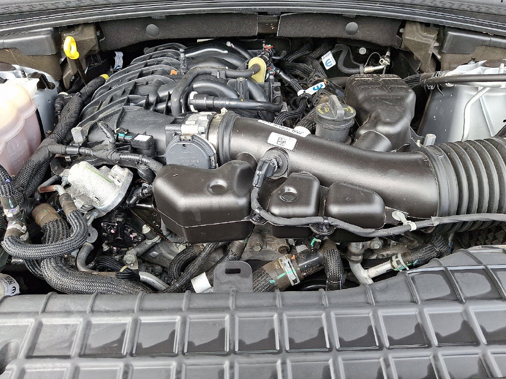 Used 2023 Jeep Grand Cherokee Limited AWD/4WD image 30