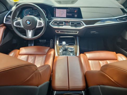 Used 2019 BMW X7 xDrive50i w/ M Sport Package AWD/4WD image 11
