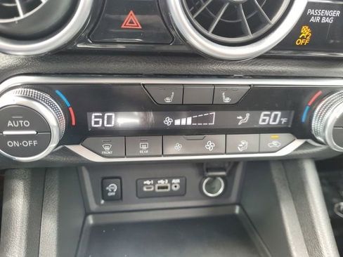 Used 2024 Nissan Sentra SR FWD image 18