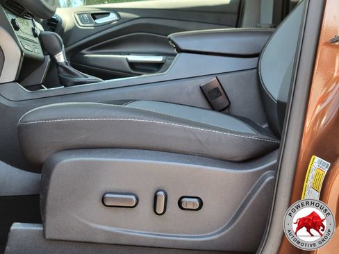 Used 2017 Ford Escape SE FWD image 23