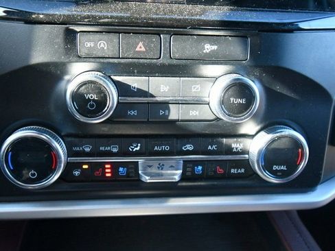 Used 2024 Ford Expedition Max Limited AWD/4WD image 24