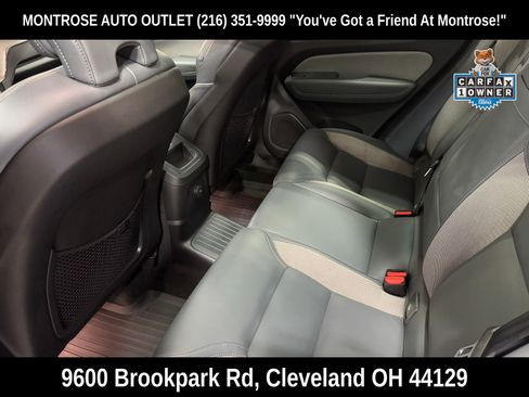 Used 2022 Volvo XC60 T8 R-Design w/ Advanced Package image 37