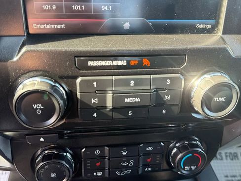 Used 2015 Ford F150 XLT w/ Equipment Group 302A Luxury image 35