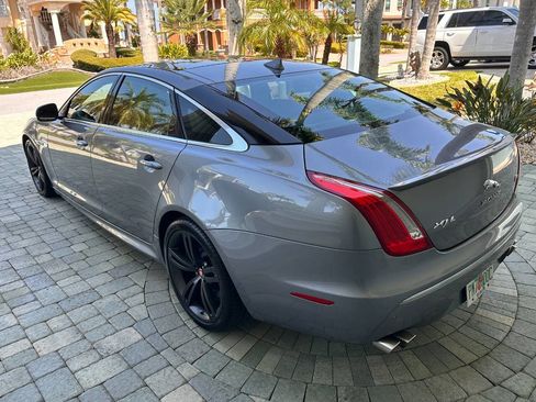Used 2014 Jaguar XJ R LWB RWD image 29